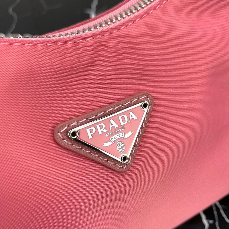 Prada 1BH172 Re-Edition 2006 Nylon Bag In Pink