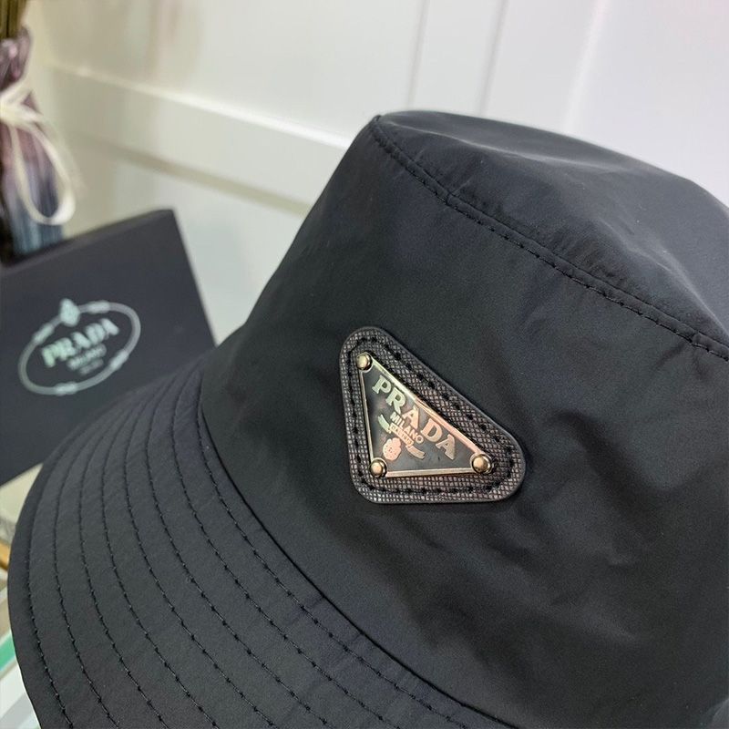 Prada 1HC137 Nylon Bucket Hat In Black