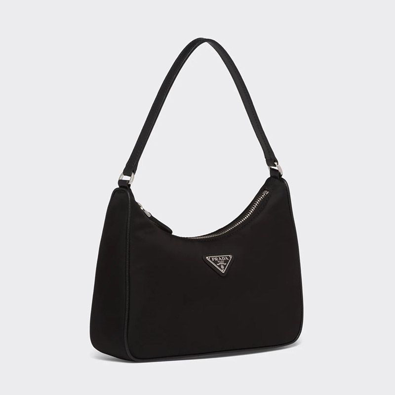 Prada 1NE204 Re-Edition 2005 Re-Nylon Hobo Bag In Black